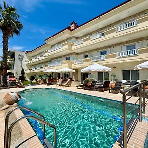 Hotel de apartamente Melis, Kallithea (Chalkidiki)